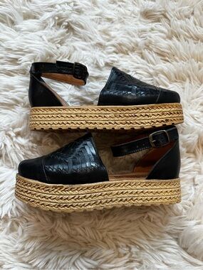 Macarena Collection Woven Leather Platform Espadrille Sandals